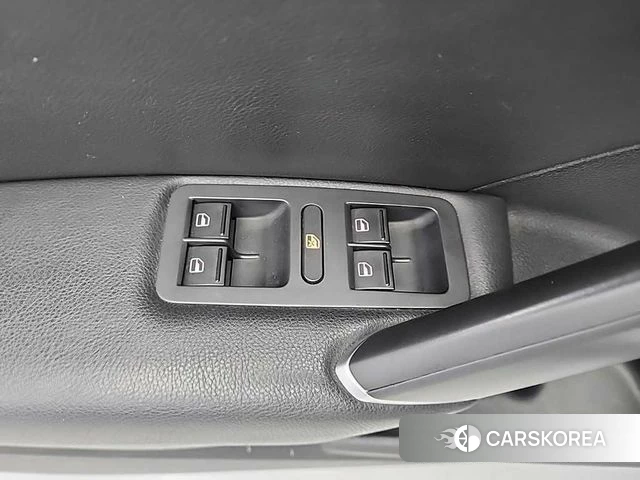Volkswagen The New Passat id 4705667 из Кореи 9