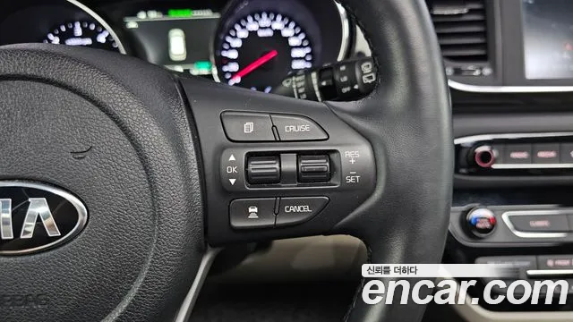 Kia The New Carnival id 2658878 из Кореи 9