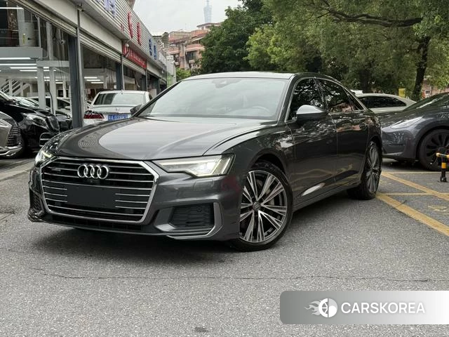 Audi A6L id 4365923 из Китая 9