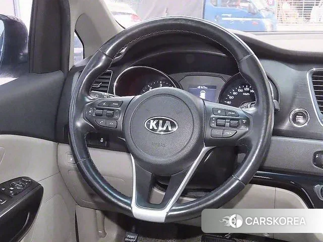 Kia The New Carnival id 2995673 из Кореи 9