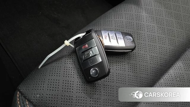 Kia Stonic id 4605058 из Кореи 9