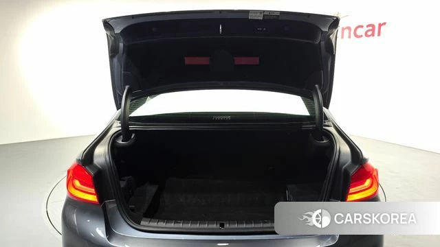 BMW 5 Series (G30) id 4434933 из Кореи 9