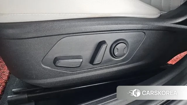 Hyundai Avante (CN7) id 3760322 из Кореи 9