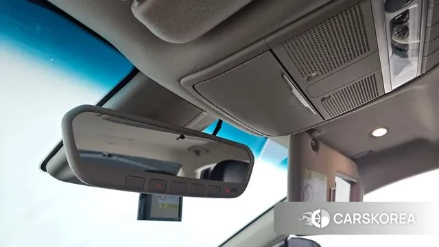 Genesis G90 id 3640072 из Кореи 9