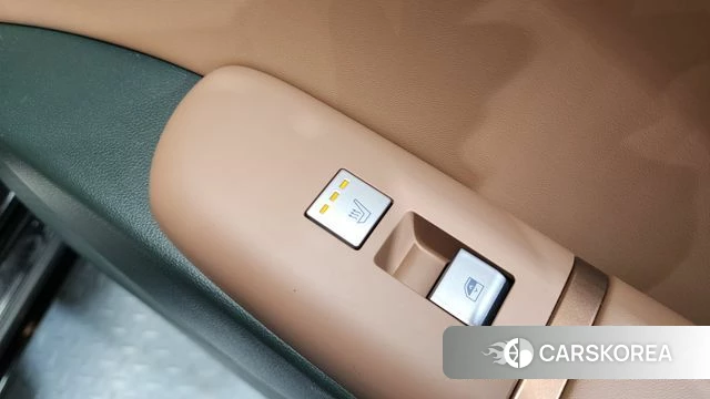 Hyundai Grandeur Hybrid (GN7) id 4178055 из Кореи 9