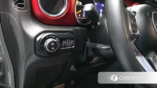 Jeep Wrangler (JL) id 3716435 из Кореи 9