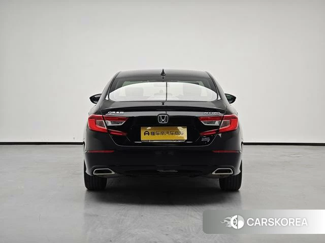 Honda Accord id 4278420 из Китая 9