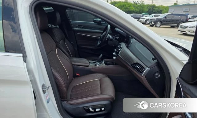 BMW 5 Series (G30) id 4511662 из Кореи 9