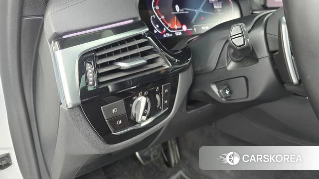 BMW 5 Series (G30) id 4530293 из Кореи 9