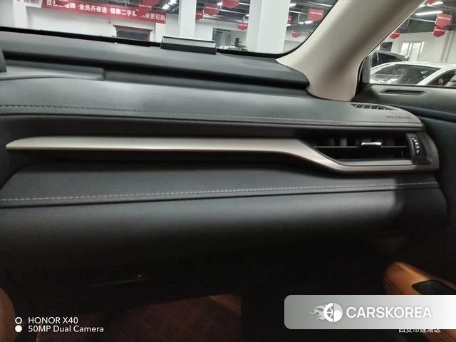 Lexus RX id 4273404 из Китая 9