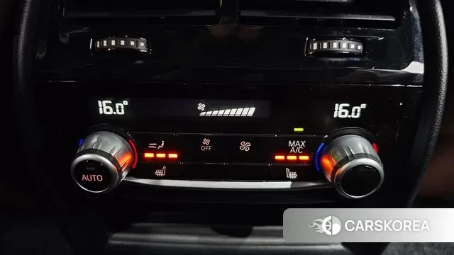 BMW 5 Series (G30) id 3489563 из Кореи 9