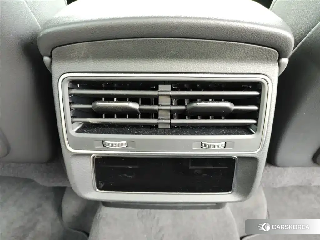 Audi Q8 id 4659791 из Китая 9