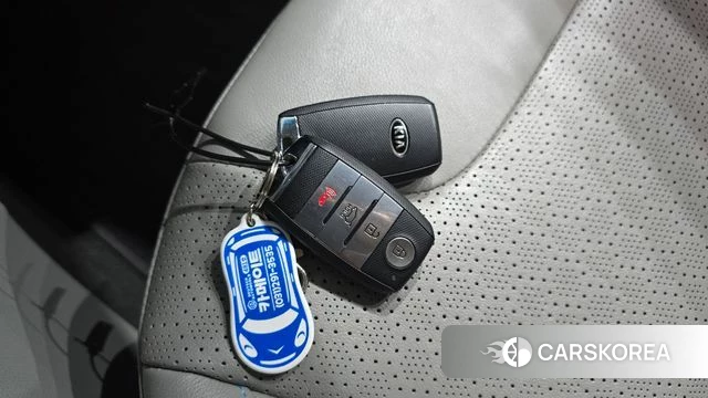 Kia Niro id 4615541 из Кореи 9