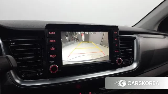 Kia Stonic id 3728501 из Кореи 9