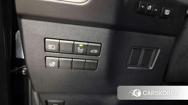 Lexus NX300h id 4338469 из Кореи 9