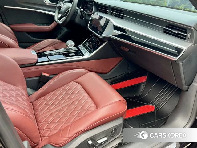 Audi A7L id 4274410 из Китая 9