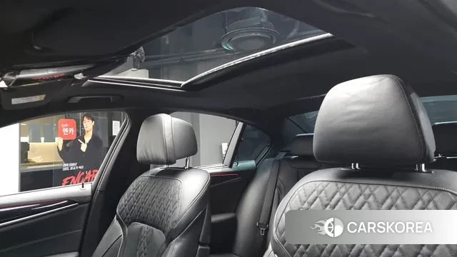 BMW 5 Series (G30) id 3690793 из Кореи 9