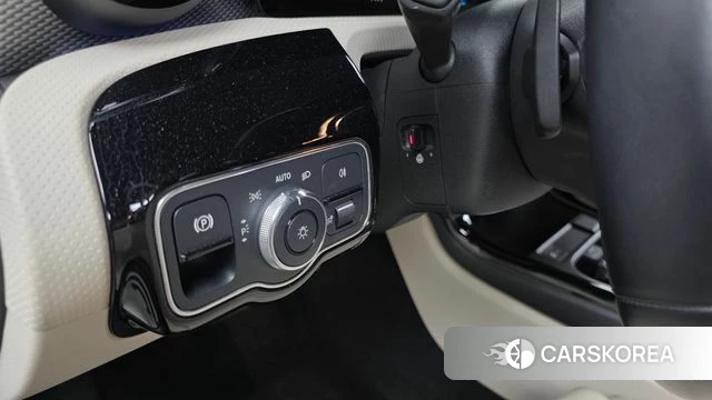 Mercedes-Benz A-Class W177 id 4343319 из Кореи 9