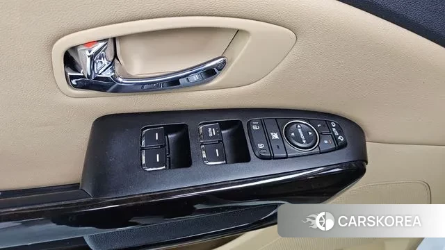 Kia The New Carnival id 3588305 из Кореи 9