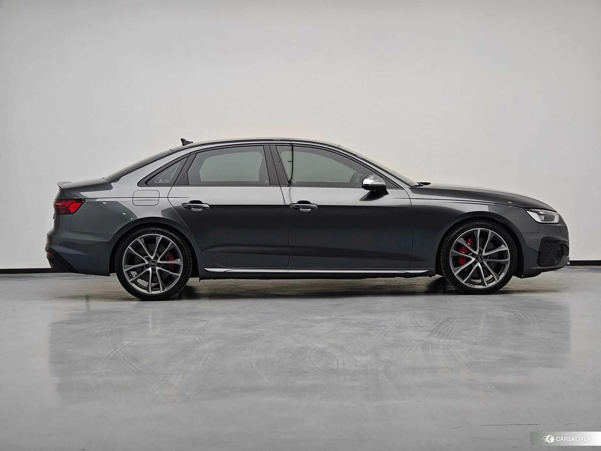 Audi S4 id 4487400 из Китая 9