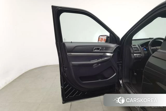 Ford Explorer (imported) id 3804942 из Китая 9