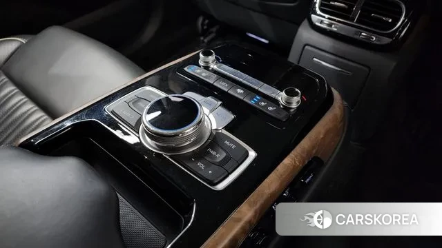 Genesis G90 id 3616964 из Кореи 9