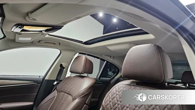 BMW 5 Series (G30) id 3262827 из Кореи 9