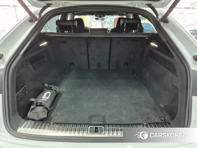 Audi Q8 (4M) id 3528242 из Кореи 9