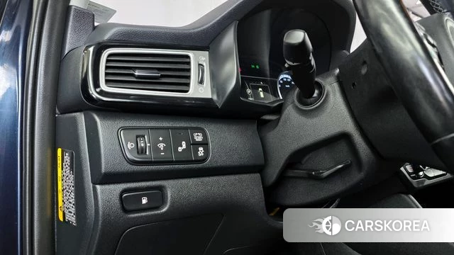 Kia Niro id 3853965 из Кореи 9