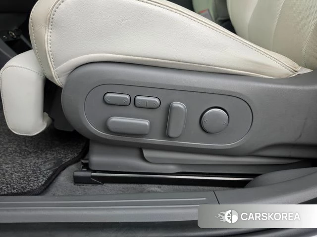 Hyundai Ionic 5 id 4697228 из Кореи 9