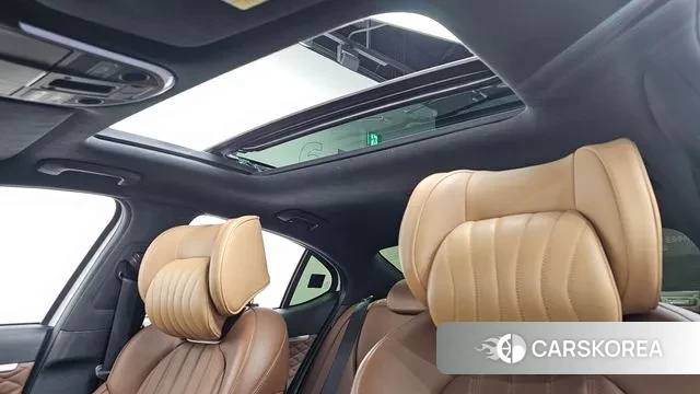 Genesis G70 id 3622377 из Кореи 9