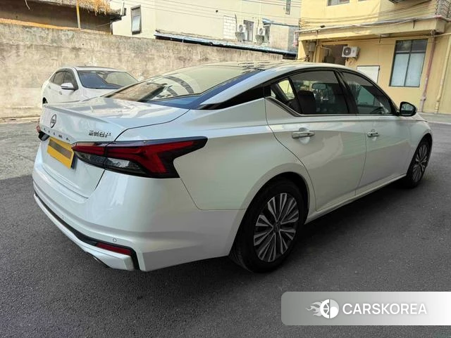 Nissan Teana id 4290692 из Китая 9