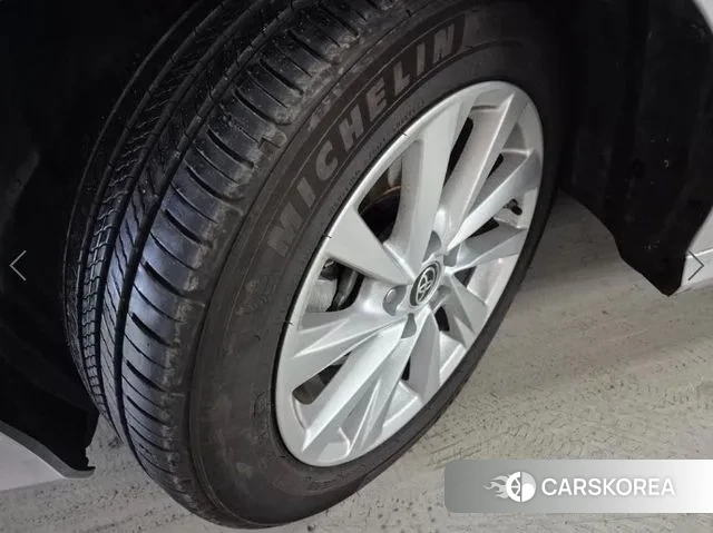 Toyota Camry (XV70) id 3596639 из Кореи 9