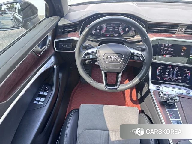 Audi A6L id 4290808 из Китая 9