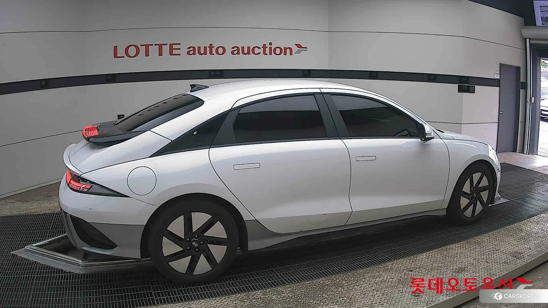 Hyundai IONIQ 6 id 3875826 из Кореи 9