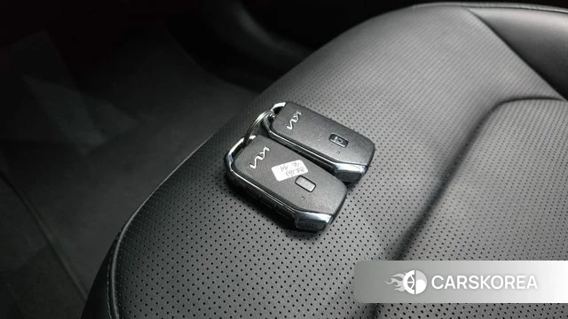 Kia Di Ol Nu Niro id 4428614 из Кореи 9