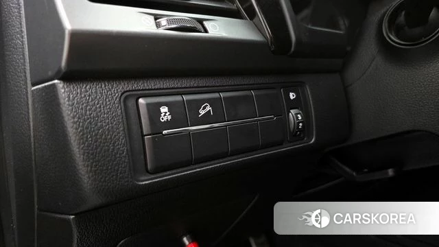 Ssangyong The New Rexton Sports Cannes id 3843003 из Кореи 9