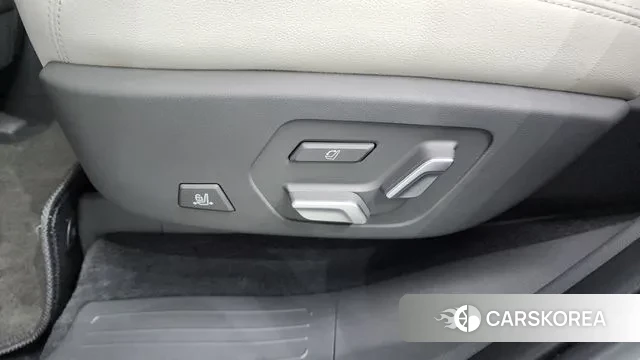 Hyundai Santa Fe (MX5) id 3477405 из Кореи 9