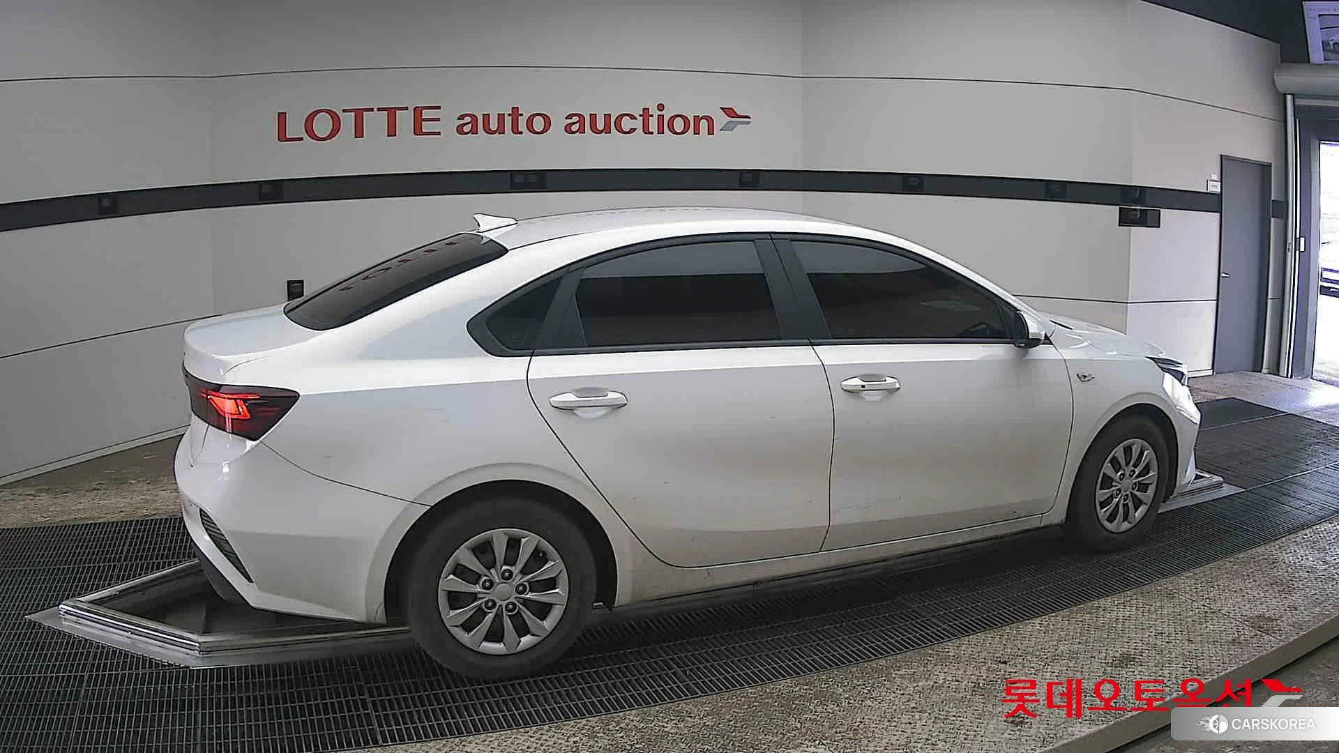 Kia K3 id 3875677 из Кореи 9