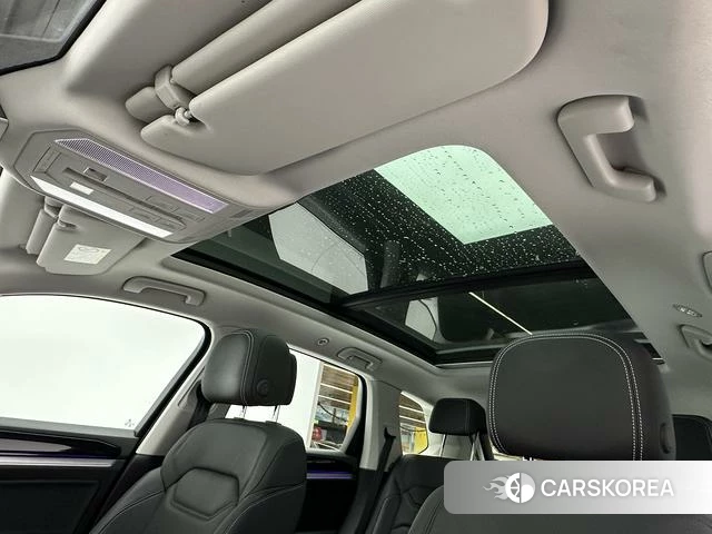 Volkswagen Touareg id 3890029 из Китая 9