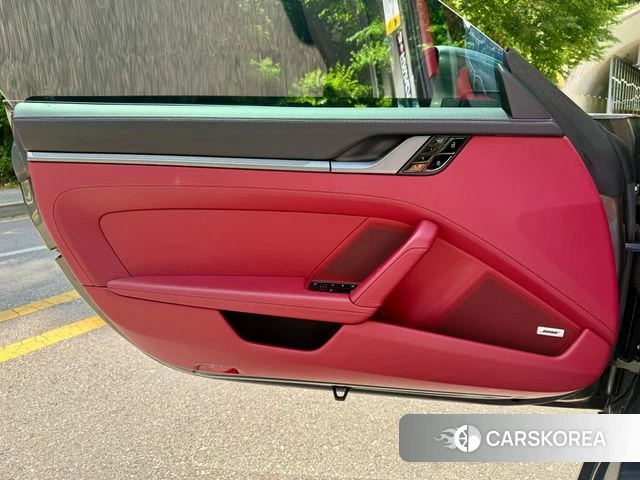 Porsche 911(992) id 4513152 из Кореи 9