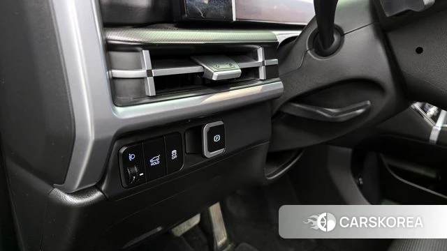 Hyundai Santa Fe (MX5) id 3952799 из Кореи 9