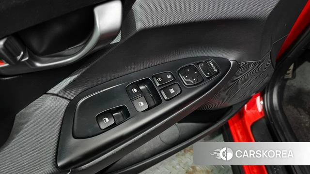 Hyundai Veloster (JS) id 3814253 из Кореи 9