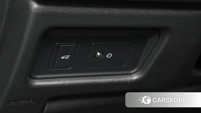 Land Rover Discovery Sports id 4557600 из Кореи 9