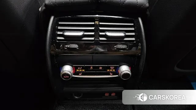 BMW 5 Series (G30) id 3561576 из Кореи 9