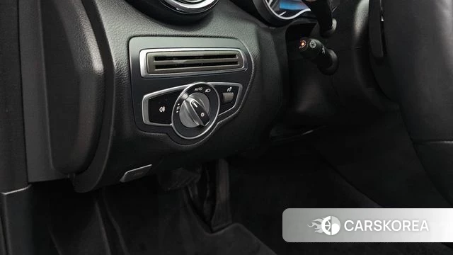 Mercedes-Benz C-Class W205 id 4632550 из Кореи 9