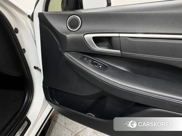 Hyundai Sonata (DN8) id 4303678 из Кореи 9