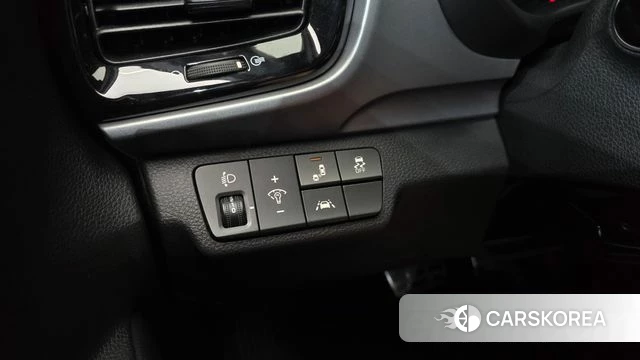 Kia Stonic id 4737391 из Кореи 9