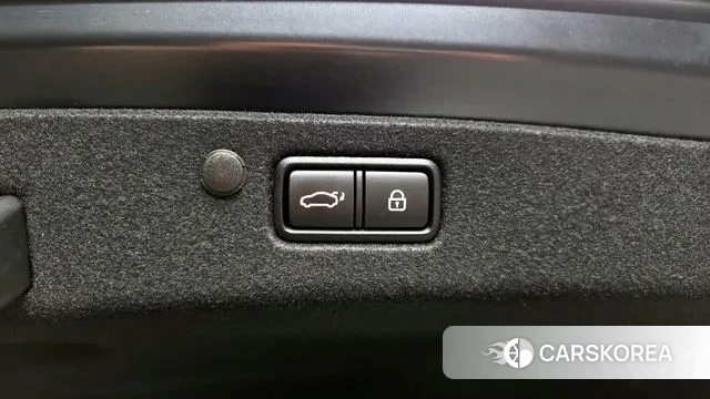 Hyundai The New Grandeur IG Hybrid id 3032409 из Кореи 9