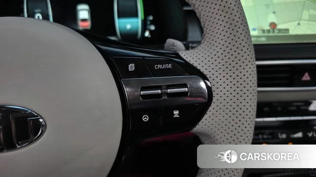 Kia K7 Premier Hybrid id 4595299 из Кореи 9